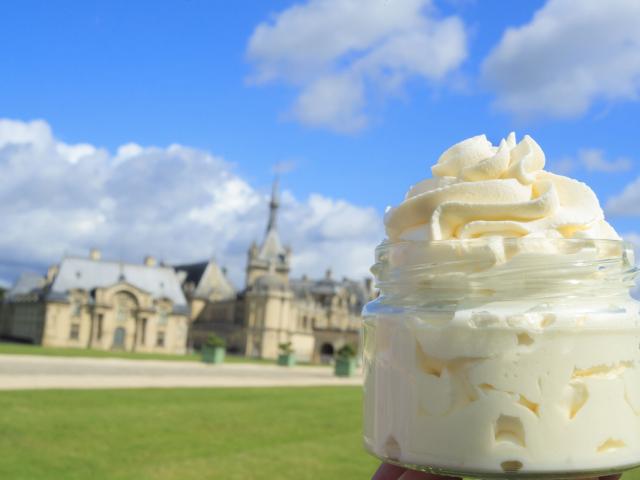 pot de crème fouettée de Chantilly© CRTC Hauts-de-France – Anne Sophie Flament
