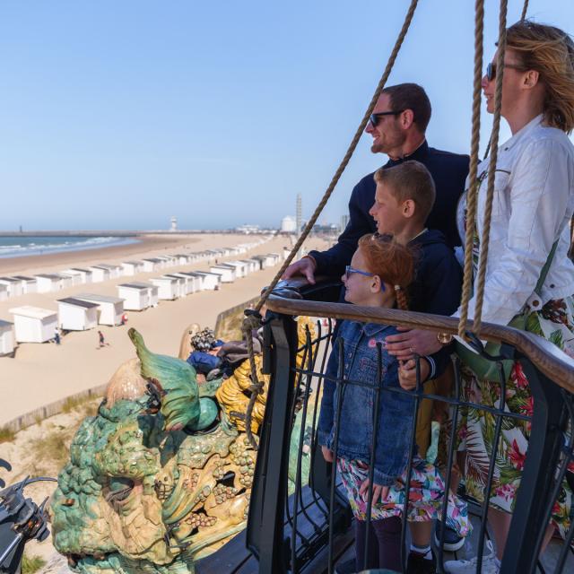 Dragon De Calais Famille credits Nohcabphotographies- OT Calais