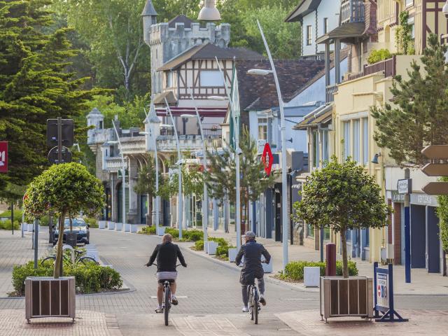 Le Touquet _ Vélo dans la Ville © Ishak Najib
