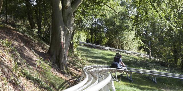 Maisnil-les-Ruitz_Luge au Parc d'Olhain © Brigitte Baudesson-OT Béthune Bruay