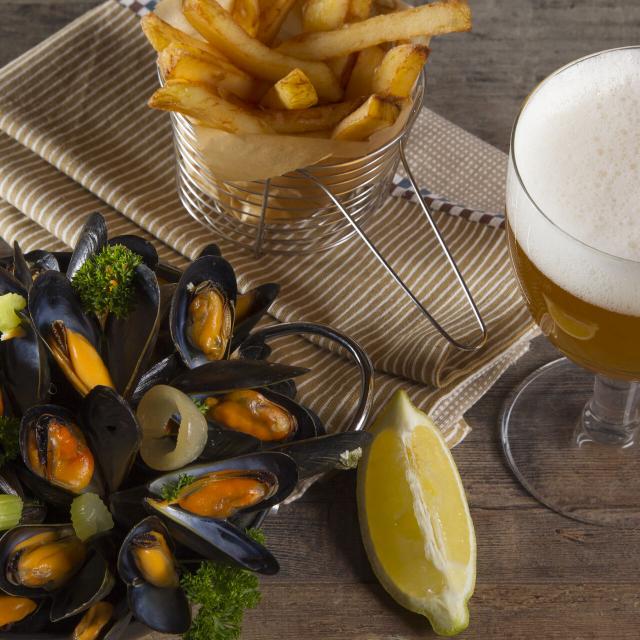 Moules Frites Et Bière