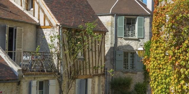 Senlis _ Dans les Ruelles de Senlis © CRTC Hauts-de-France - Xavier Renoux