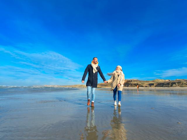 Wimereux Couple A La Pointe Aux Oies En Hiver crédits Anne Sophie FLAMENT